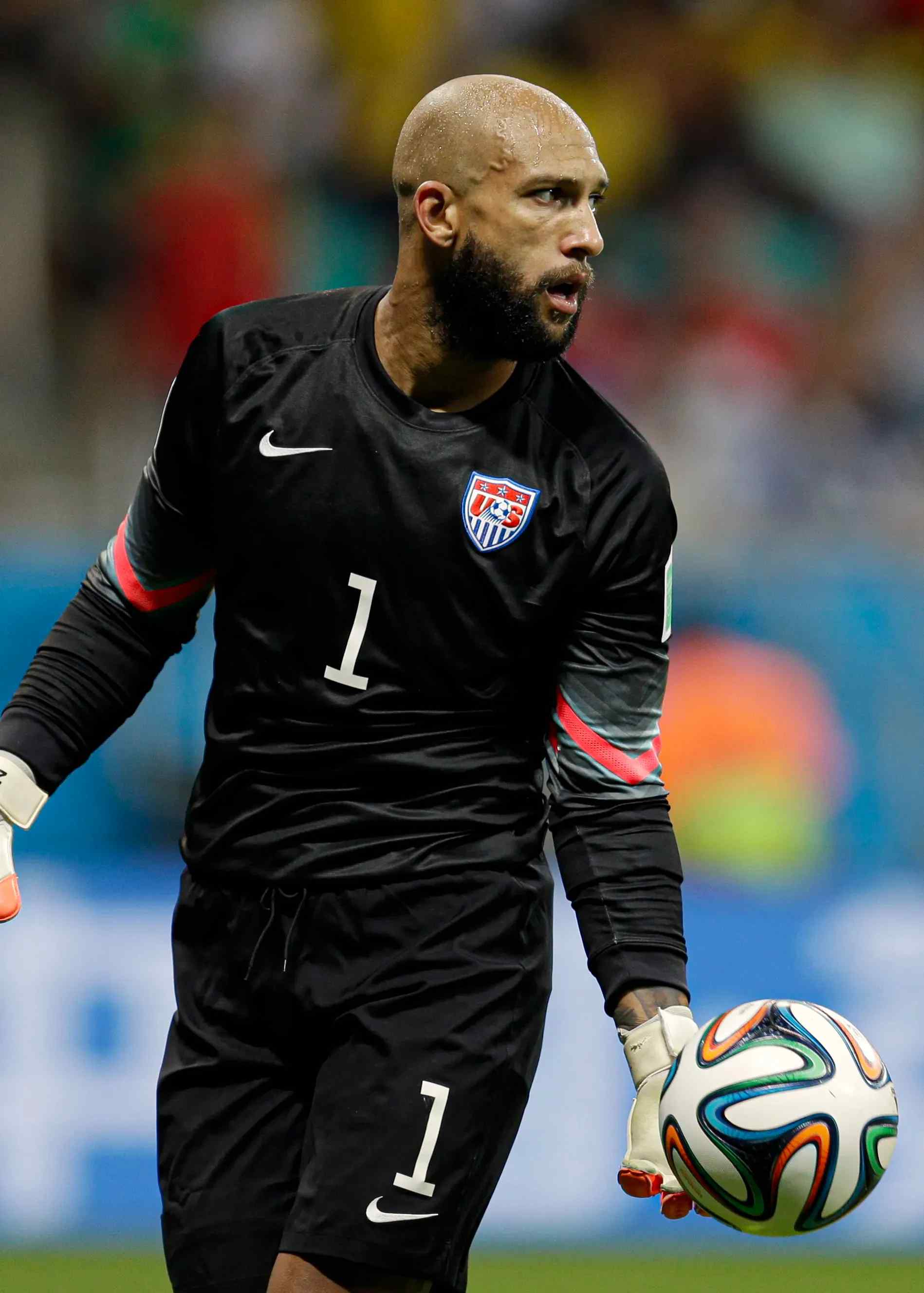 Iconic USMNT goalkeeper Tim Howard